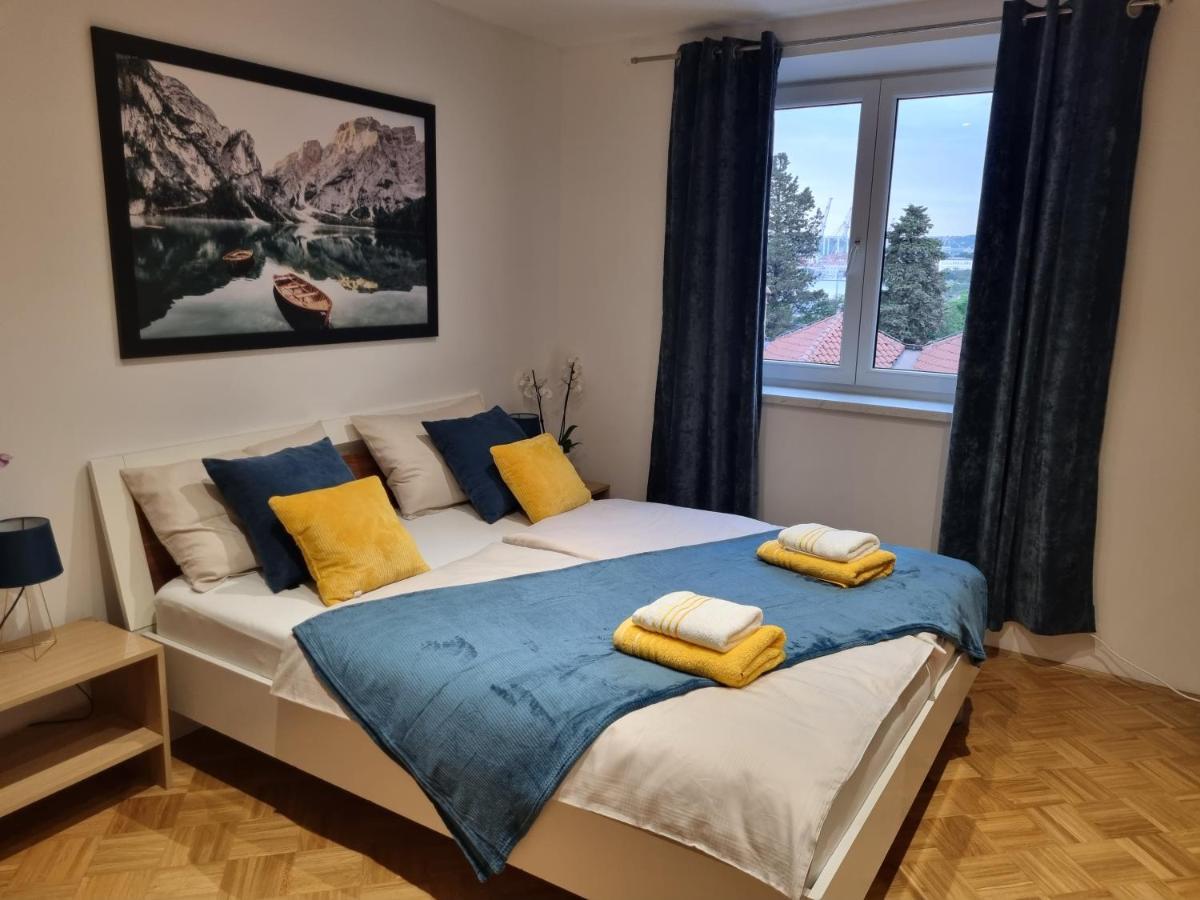 Apartma Lumas Копер Екстер'єр фото